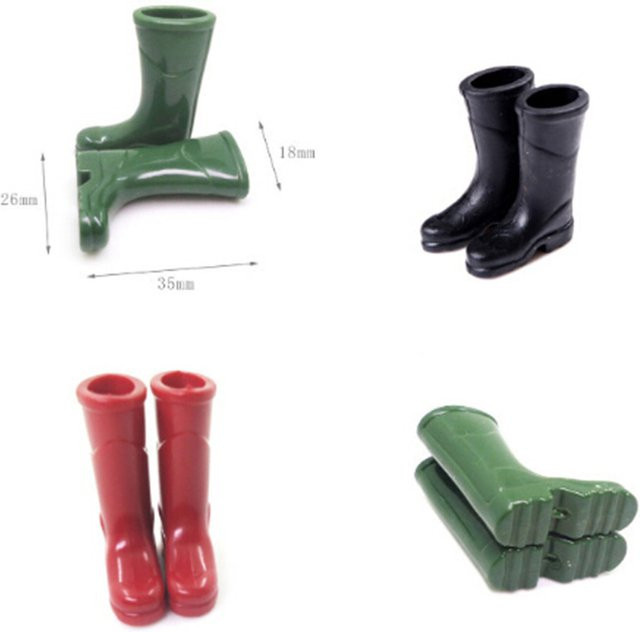 DIAPER&CORED Puppenhaus Miniatur Gummi Regenstiefel, Zubehör, Grün Rot - Bild 1