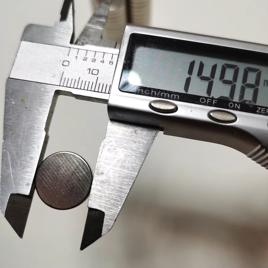 N52 Superpower Magnetische Roller Doppelseitiges Klebeband in Silber für DIY-Projekte, E-Bike und Kühlschrank - Bild 3