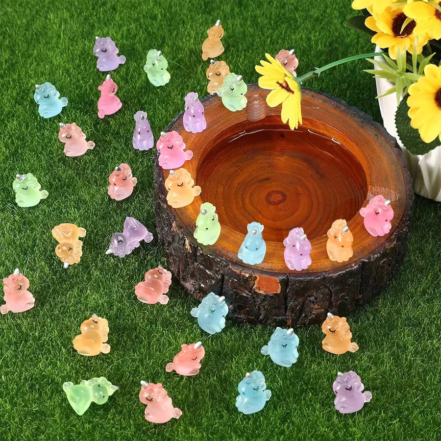 100 Stück Mini-Einhorn Figuren aus Kunstharz von MICROUND in Multicolour für DIY-Deko und Kunsthandwerk - Bild 3