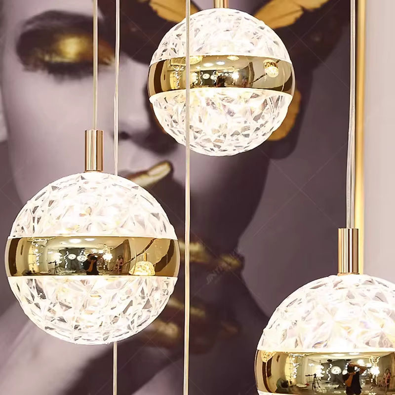 Gbbmade Nordische Pendelleuchte in Gold/Messing für Treppen, Wohnzimmer und Esszimmer - Bild 5