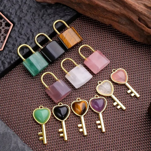 IYKWIM Halsketten-Anhänger-Set, Kristall, Amethyst, Tigerauge, Messing, Gold, Unisex - Bild 1