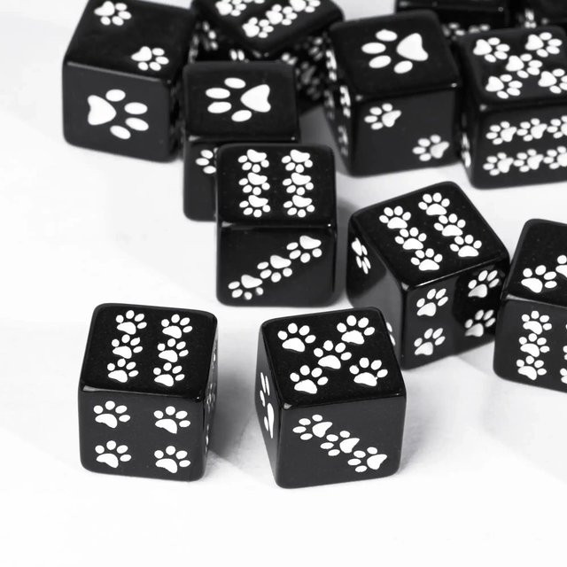 BC Pet Supplies Katzenpfote D6 Würfel, 5-teiliges Set, Harz, Schwarz - Bild 1