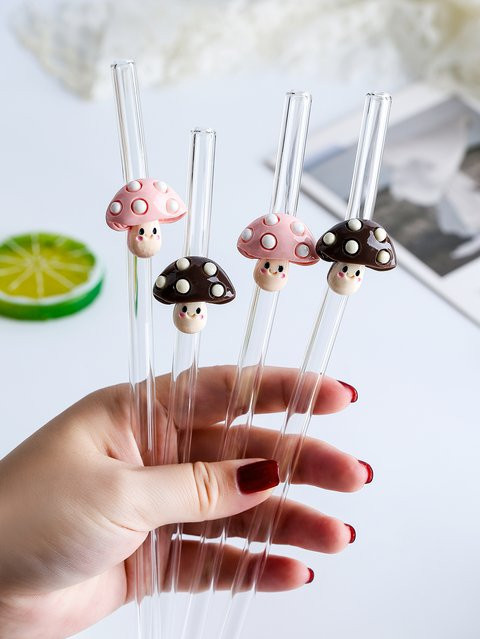 Handgefertigter gebogener Glasstrohhalm mit Pilz-Design in transparent zweifarbig für Milch, Saft oder Kaffee - Bild 1