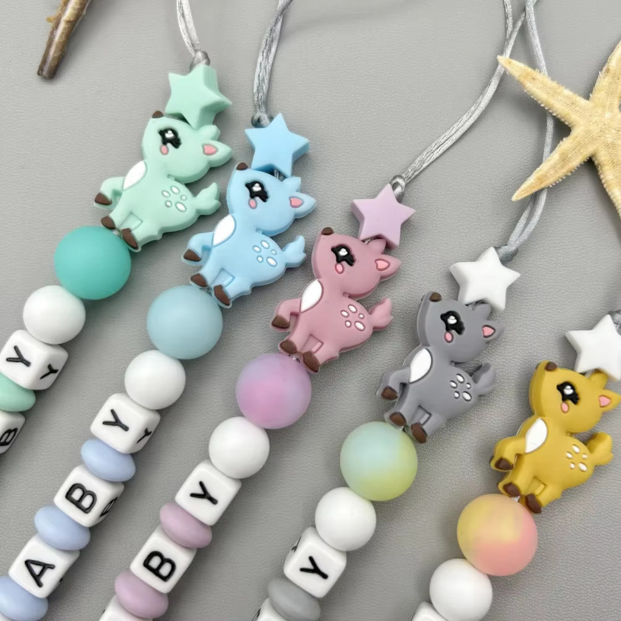 BBDESIRE Personalisierter Schnullerclip mit Silikon-Beißring und Buchstaben-Anhänger für Babys, Mehrfarbig - Bild 2