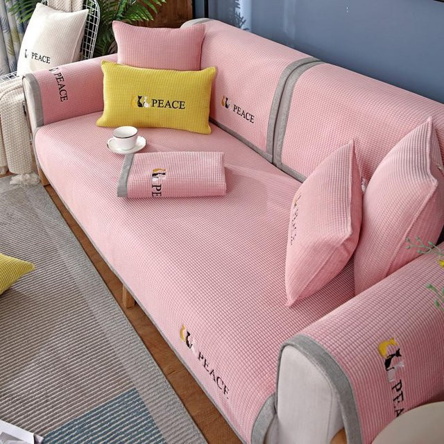 Nordisches besticktes Sofakissen Super Six in Pink, quadratisch, B/T/H: 70 x 70 x 70 cm - Bild 1