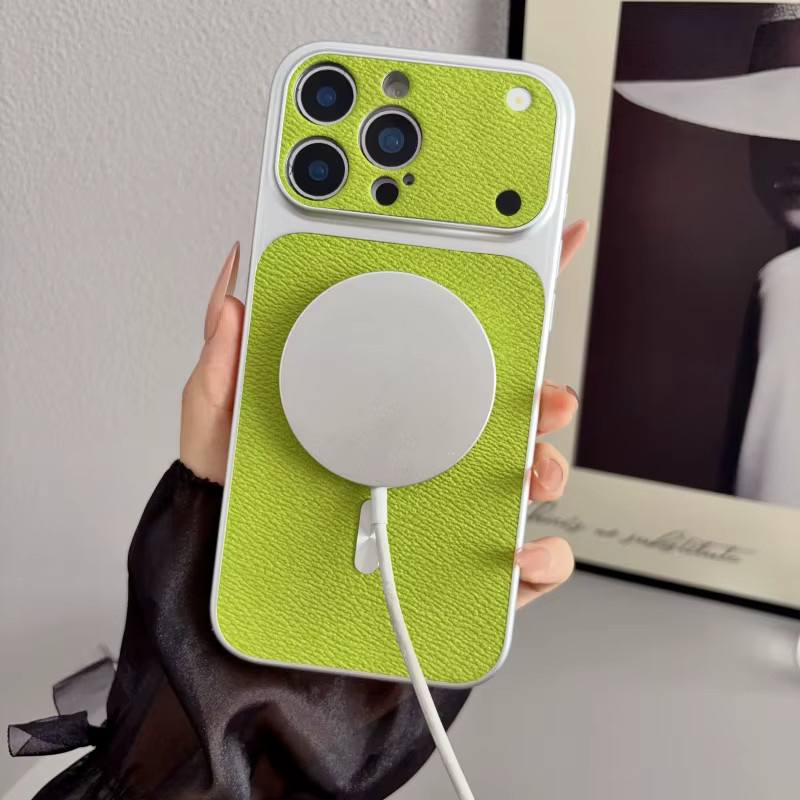 Apple Magnetische Leder-Handyhülle für iPhone in Rot mit MagSafe Schutzfunktion - Bild 3
