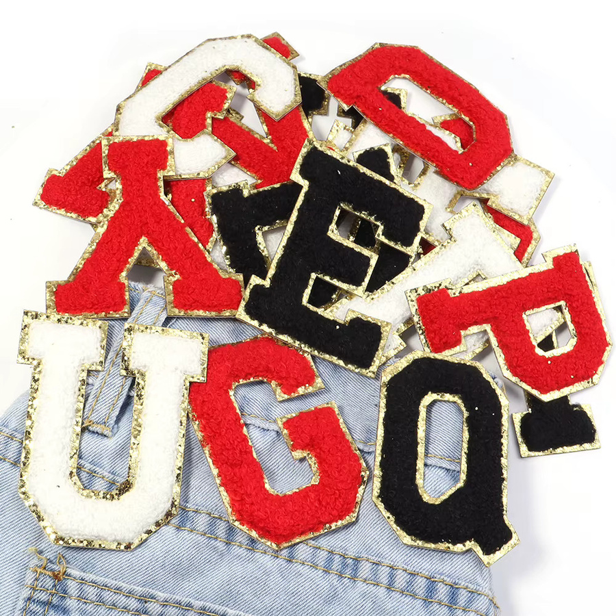 Selbstklebende Chenille-Patches mit englischen Buchstaben und Goldrand in 3 Farben, Größe: 8 cm, ideal für DIY-Handwerk und zur Dekoration von Kleidung und Taschen - Bild 4