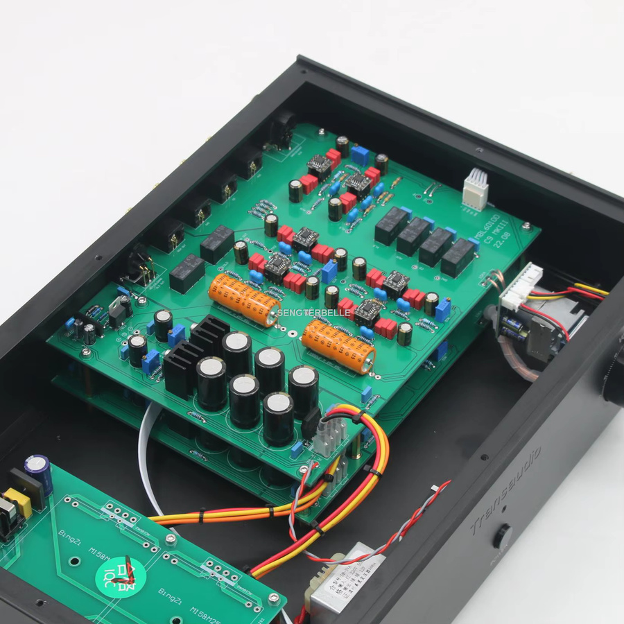 MBL6010D Symmetrischer Audio-Vorverstärker mit verbesserter Fernmotor-Lautstärkeregelung in Schwarz - Bild 2