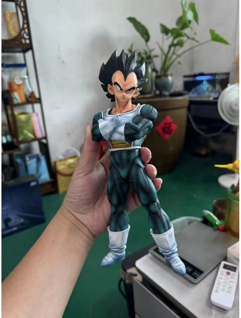 Fashnics Dragon Ball Super Saiyan Vegeta Figur, ab 14 Jahren - Bild 1