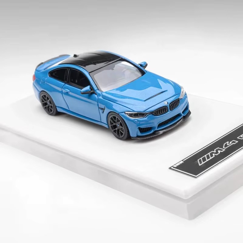 Bburago BMW F82 M4 CS Diecast-Modell, 1:64, Blau, Metall - Bild 2