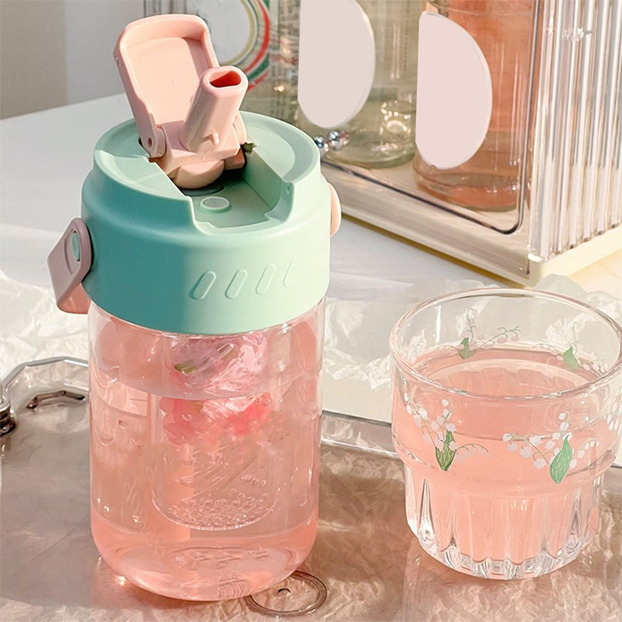 Grüne Strohhalm-Wasserflasche mit integriertem Teesieb und Griff, 700 ml - Bild 2