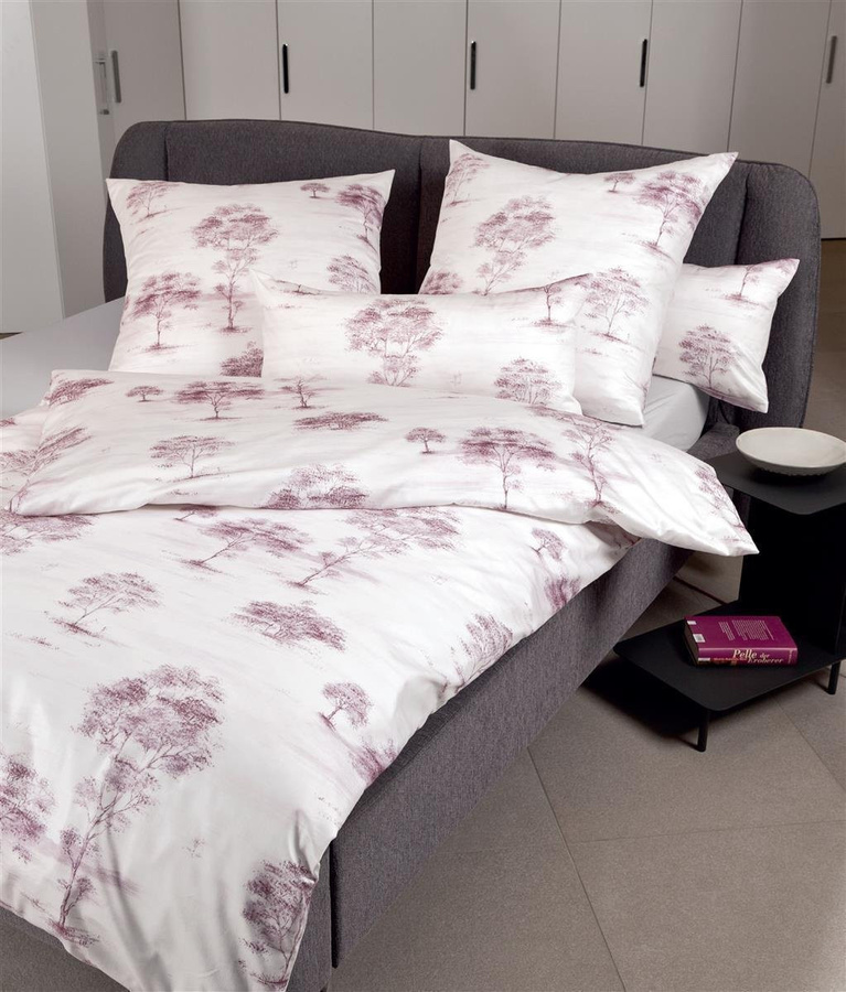 Janine Messina Mako-Satin Bettwäsche mit Baumdruck in Rosa und Aubergine, Set bestehend aus Bettbezug und Kissenbezug, B/H: 155 x 220 cm und 80 x 80 cm - Bild 1