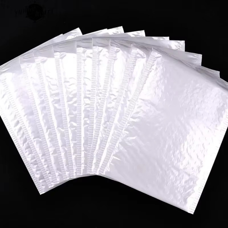 500 Stück Trebalena Poly-Luftpolsterumschläge in Weiß, selbstklebende wasserdichte Versandtaschen mit Luftpolsterfolie-Fütterung - Bild 3
