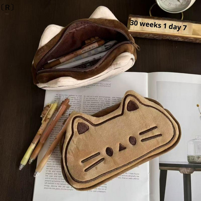 Kawaii Cartoon Plüsch-Federmäppchen in Brot-Katzen-Design als multifunktionale Schreibwaren-Tasche mit großem Fassungsvermögen - Bild 1