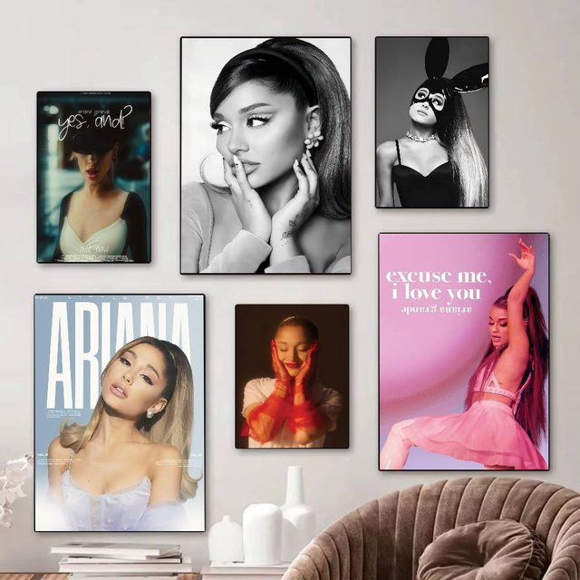 A-Ariana Hot Singer Grande Film-Poster als Retro-Aufkleber aus Kraftpapier für deine Wanddekoration in Mehrfarben - Bild 1