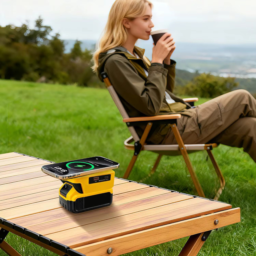 Dewalt Kabelloser Ladegerät-Adapter für 20 V Akku mit USB-C und USB 2,1 A Schnellladeanschlüssen, 15 W max., Gelb - Bild 5