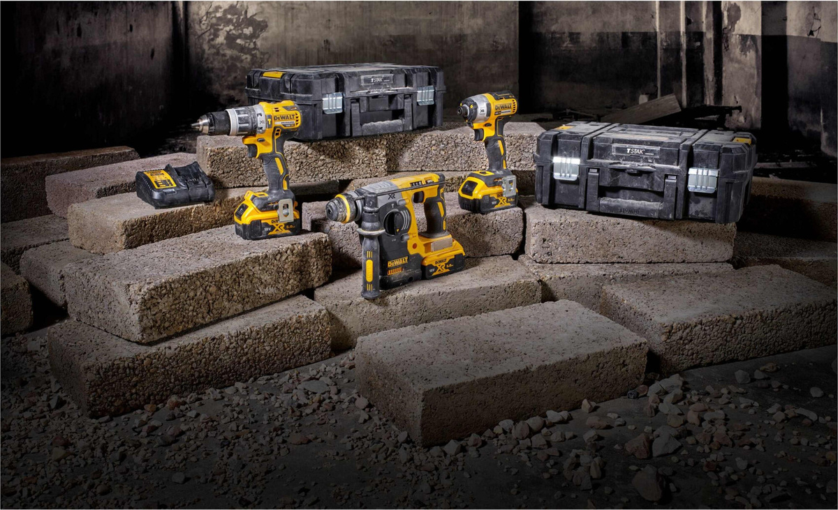 DEWALT Elektrowerkzeug Combo Set DCK368P3T-QW mit DCH273 Bohrhammer, DCD796 Akku-Schlagbohrschrauber und DCF887 Akku-Schrauber - Bild 1