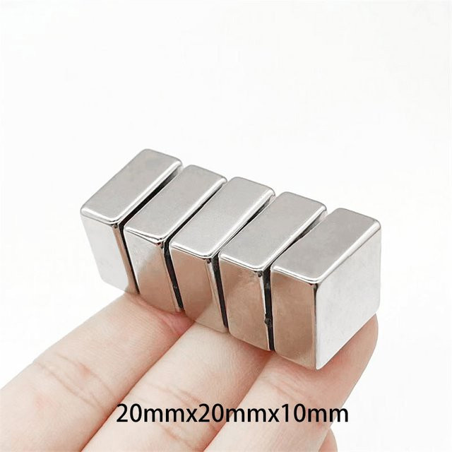 Superstarker quadratischer Magnet in Silber, B/T/H: 20 x 20 x 10 mm - Bild 1