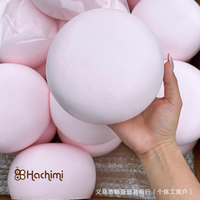 Binchi Outdoor Equipment Milchbeutel Erderdbeerbrot Fidget Spielzeug, rosa - Bild 1