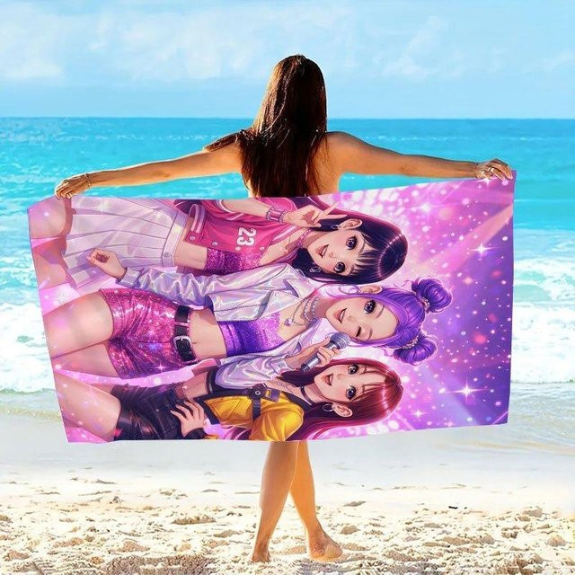 Schnelltrocknendes Mikrofaser Strandtuch mit Anime Mädchen Kpop Idol Glitzer Design von JMG Household Supplies, Mehrfarbig, B: 70 cm, L: 140 cm - Bild 1