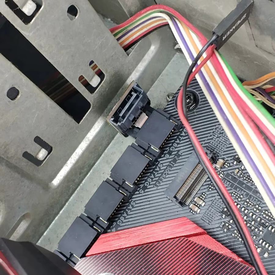 SATA 7-Pin Buchse auf 7-Pin Stecker Adapter mit 90 Grad Winkel in Schwarz für Motherboard und Mainboard - Bild 5