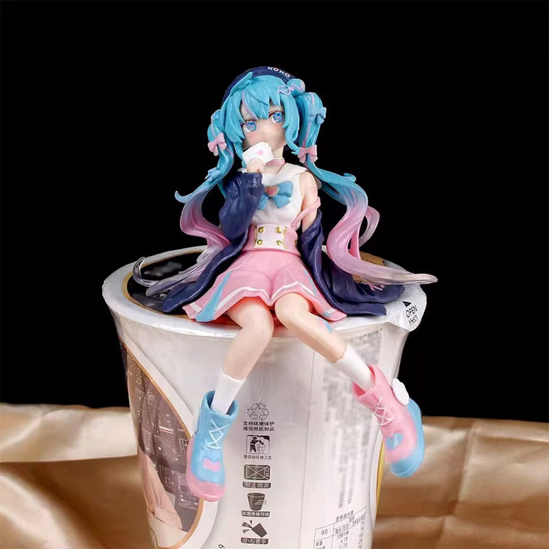 Bandai Hatsune Miku Anime Figur Pink Sakura Edition aus Kunststoff - Bild 3