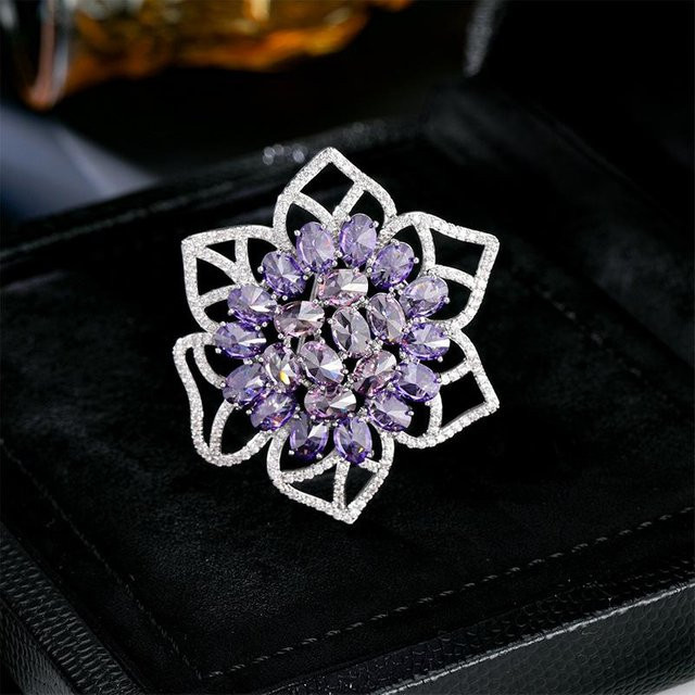 YIRAN Brosche, Hohlblume, Zirkon, grau, Damen - Bild 1
