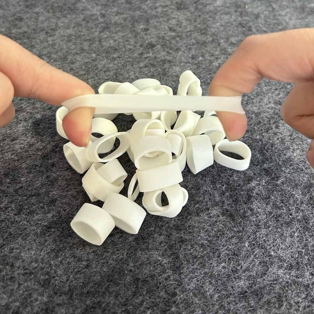 250 Stück elastische Gummibänder in Weiß für Büro und Haushalt - Bild 1