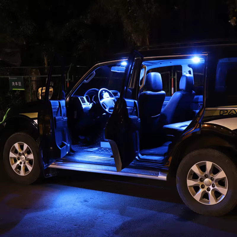 YaLumei LED Innenbeleuchtung für BMW X2 X3 X4 X5 F39 F25 F26 E53 E70 als Leseleuchte und Schminkspiegel-Stammlicht Zubehör - Bild 2