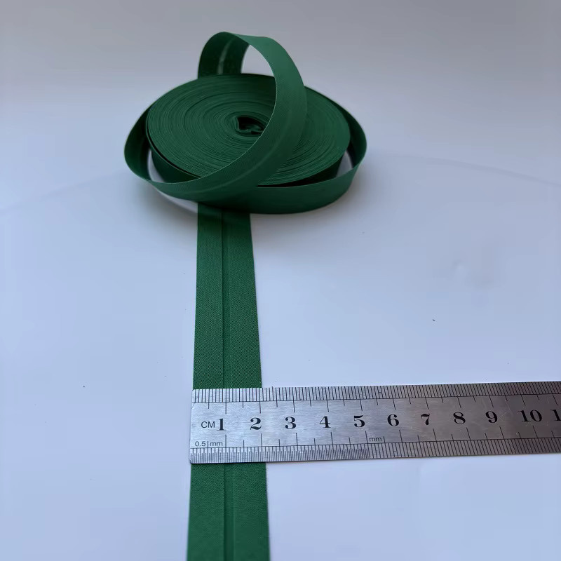 Weißes Schrägband aus 100% Baumwolle für DIY-Nähzubehör, 20 mm Breite - Bild 2