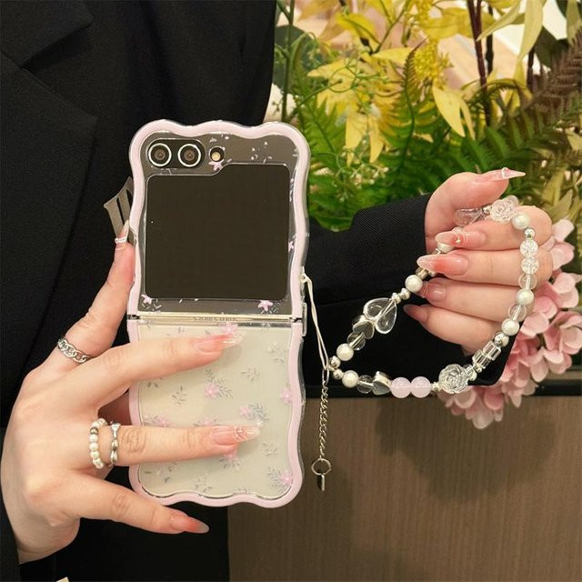 Stoßfeste Samsung Galaxy Z Flip 3 4 5 Hülle mit Schmetterling und Blumen Design in Transparent inklusive Armband - Bild 1