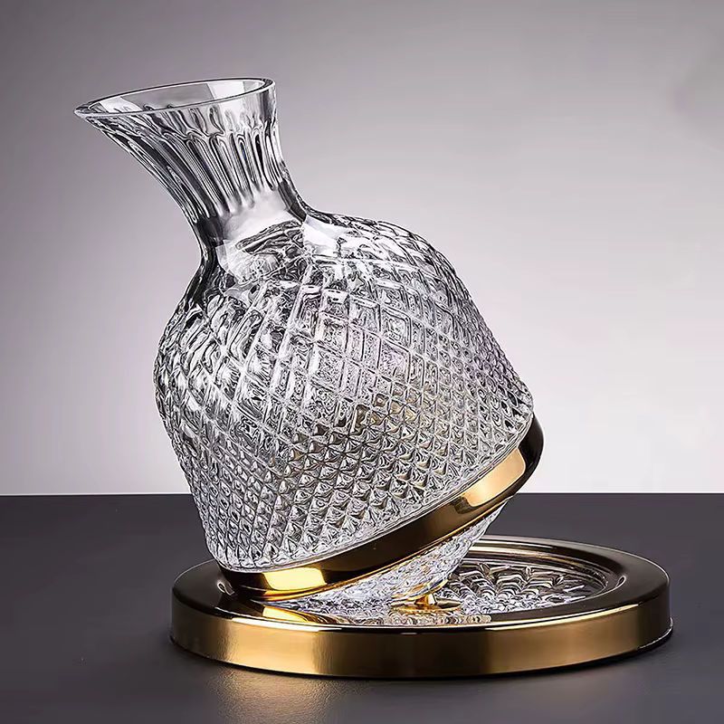 JETTING 360 Grad drehbarer Dekanter aus Kristallglas in Transparent und Silber, 1500 ml Weinspender und Belüfter mit geometrischem Design - Bild 5