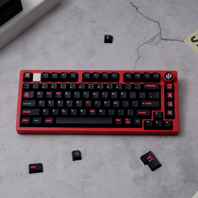 151Key GMK Redacted Tastenkappen in Schwarz und Rot, Cherry Profile, Dye-Sub PBT für MX mechanische Tastaturen, ISO-Layout - Bild 1