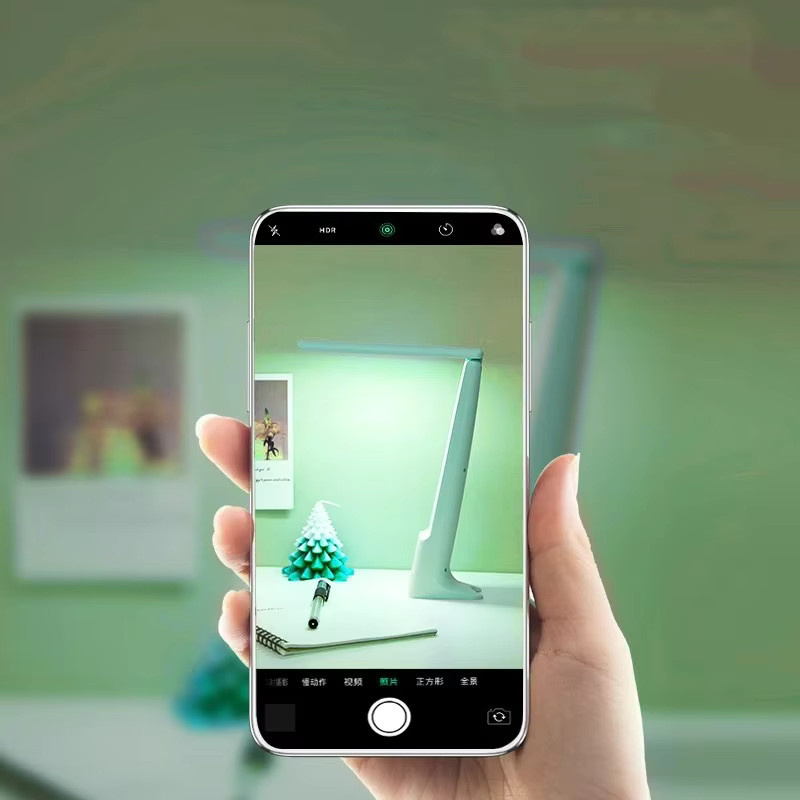 Dimmbare LED Klapp Schreibtischlampe in Weiß mit USB-Anschluss und Touch Control für Büro und Schlafzimmer - Bild 2