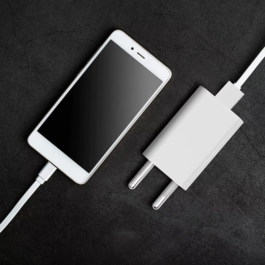 TAQKRED USB Netzteil Adapter mit EU-Stecker, 5W Schnellladegerät 5V 1A in Weiß - Bild 3
