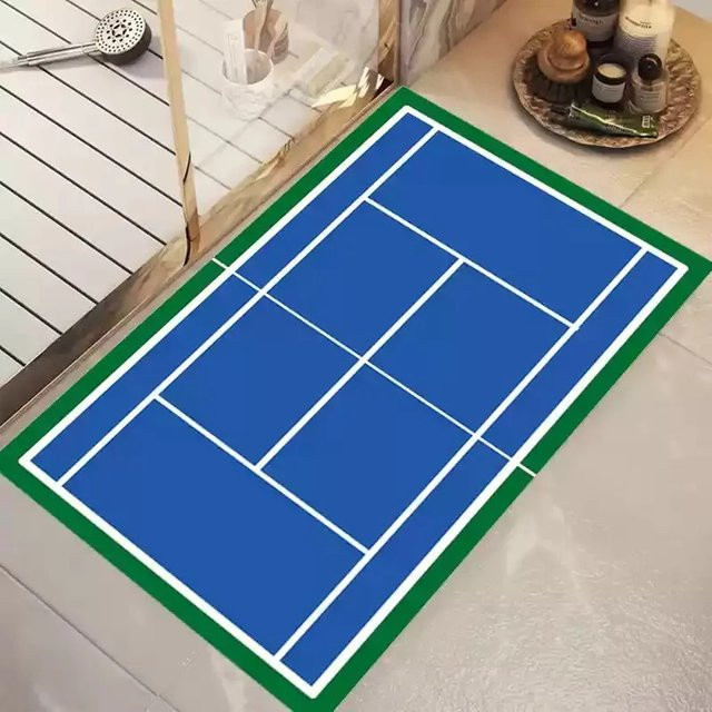VIKAMA Badematte mit Tennis- und Fußballplatz-Motiv in Blau, rutschfest und weich - Bild 1
