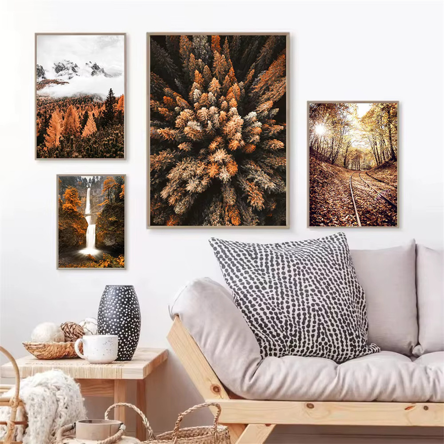Potdemiel Leinwanddruck Herbstlandschaft mit Waldpfad und Blättern im nordischen Stil als Wandbild - Bild 4