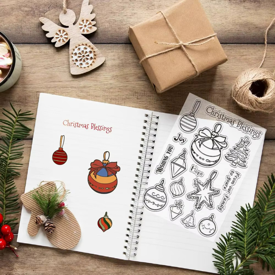 Wiederverwendbare transparente Gummistempel für Weihnachten mit Weihnachtsglocken, Baum und farbigen Kugeln in Multicolour - Bild 3