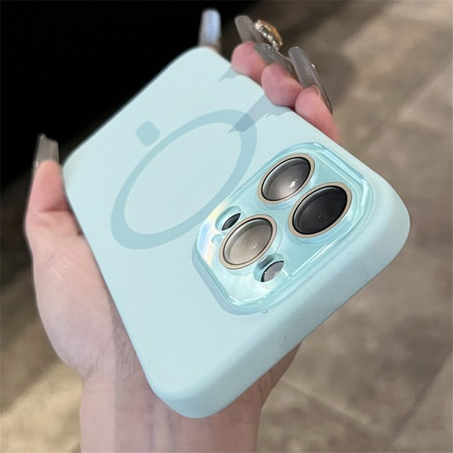 Stoßfeste Flüssigsilikon-Magnethülle für Apple iPhone 12 bis 17 Pro Max mit MagSafe Wireless Charging in Blau oder Lila - Bild 1