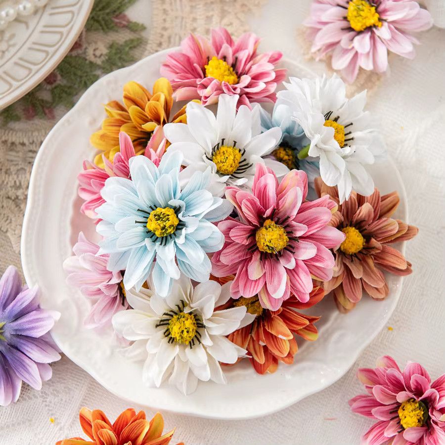 Smr Künstliche Gänseblümchen in Multicolor für Hochzeit, Dekoration und DIY-Projekte (50 Stück) - Bild 3