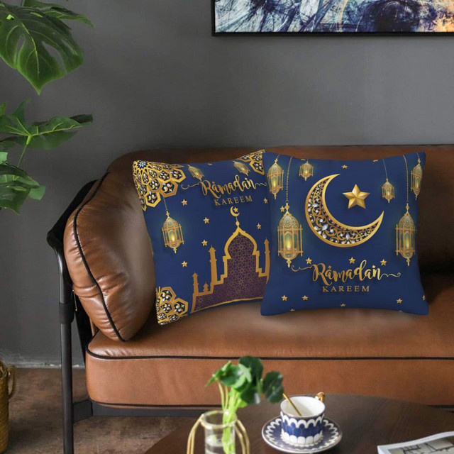 VIKAMA 2 Stück Kissenbezüge mit Ramadan-Motiv in Marineblau und Gold, quadratisch, 30 x 30 cm - Bild 1