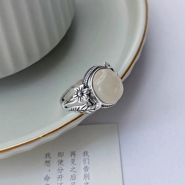 The Red Sun Ring, Weißer Chalcedon, Silber, Damen - Bild 1