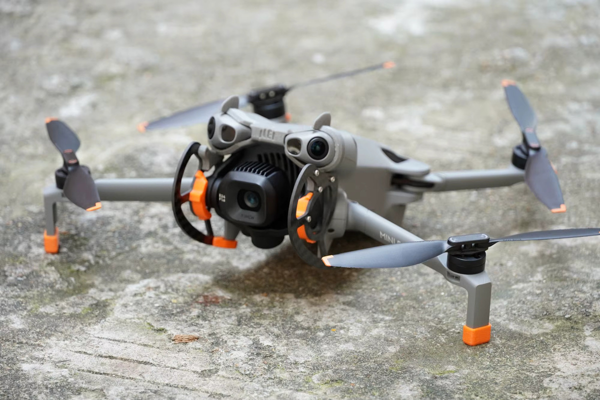 DJI Mini 5 / Mini 5 Pro Gimbal-Schutz in Grau, kratzfester und stoßfester Kameraobjektivdeckel - Bild 3
