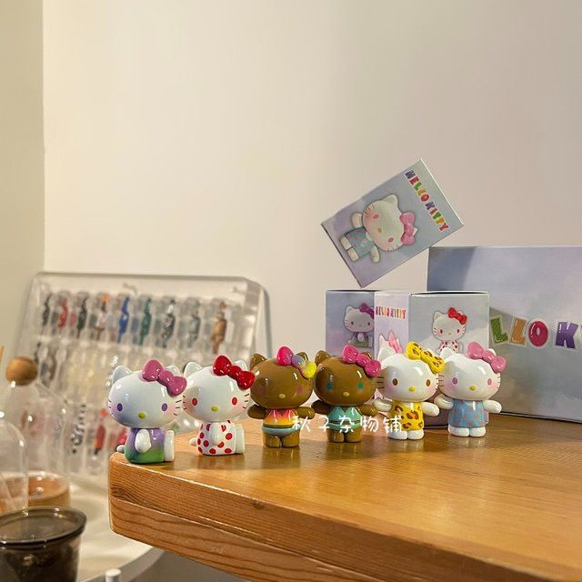 Hello Kitty Sommer Regenbogen Candy Serie Blind Box von Re-Ment, Multicolor Anime Figur als Sammlerstück und Deko-Ornament - Bild 1