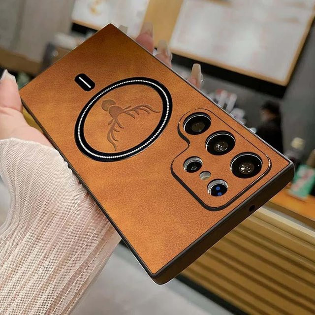 Stoßfeste Lederhülle für Samsung Galaxy S25 Ultra S24 Plus S23 S22 S21 FE Note 20 S23 FE mit magnetischer kabelloser Aufladung in Braun - Bild 1