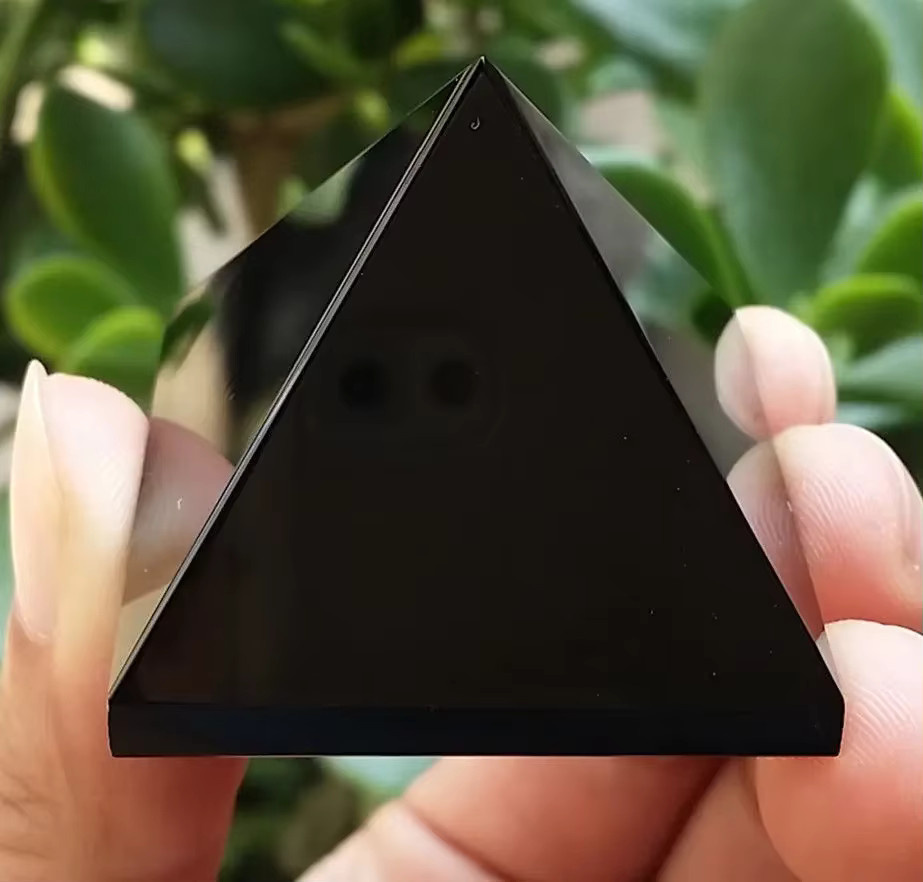 DHFS Obsidian Quarz Kristall Pyramide in Schwarz, 4 cm Höhe - Bild 3