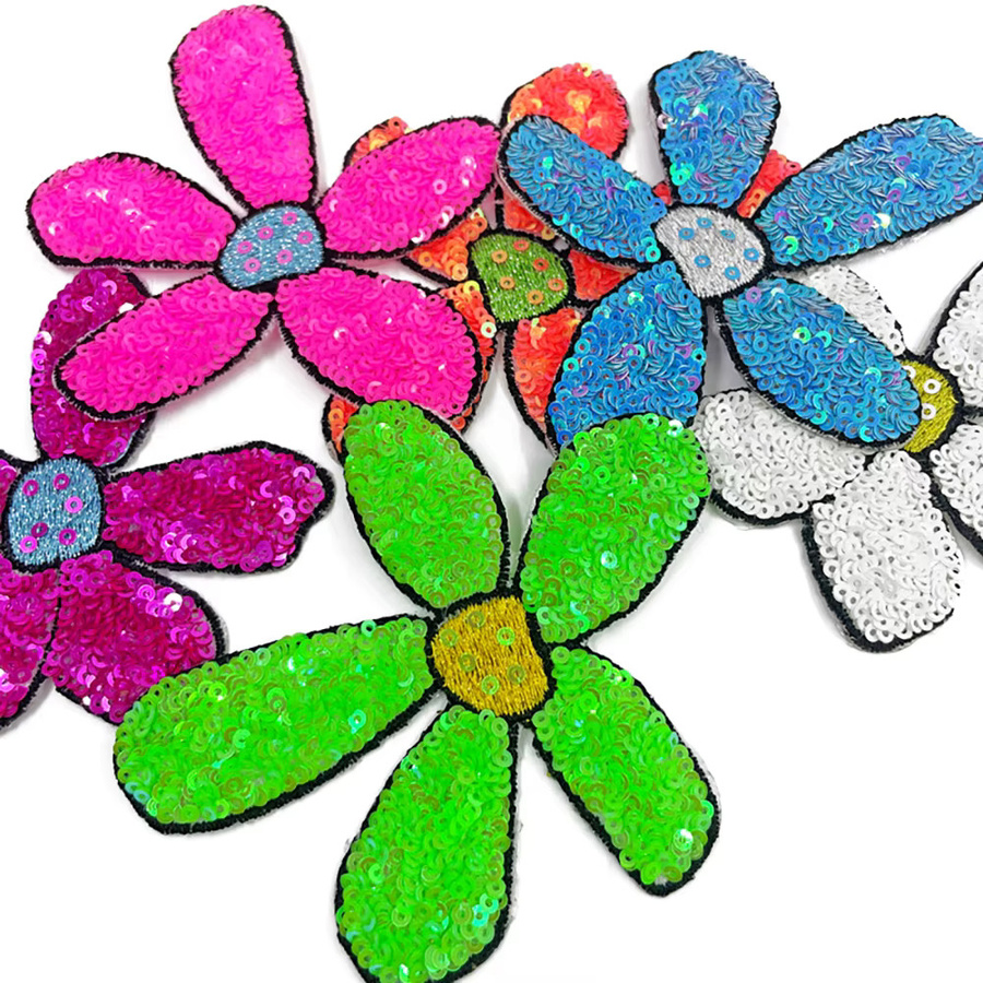 Buntes Pailletten-Blumen-Patch zum Aufbügeln, glänzend, B/H: 8 x 9 cm - Bild 2