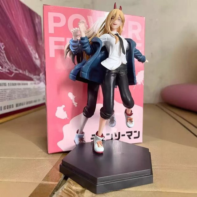 Chainsaw Man Power Figur, 17cm, Schreibtischmodell, Kunststoff - Bild 1