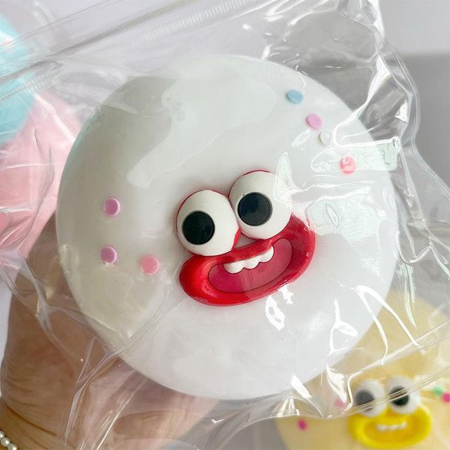 Binchi Fitness Dopamin Squishy Spielzeug, weiß - Bild 1