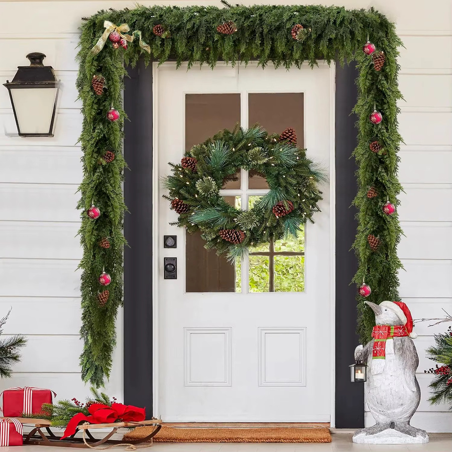 Künstliche Weihnachts-Girlande aus grünen Zypressen- und Kiefernzweigen mit Rattan-Elementen als hängendes Dekor für dein Zuhause oder den Garten - Bild 6